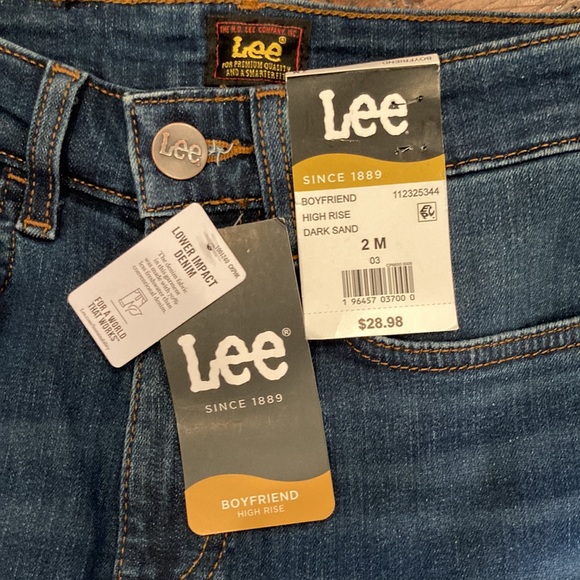 Women’s Lee High Rise Boyfriend Jeans Size 2 M NEW - Picture 2 of 3